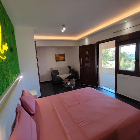 Theasis 4 Luxury Studio With Sea View Neos Marmaras Exterior foto